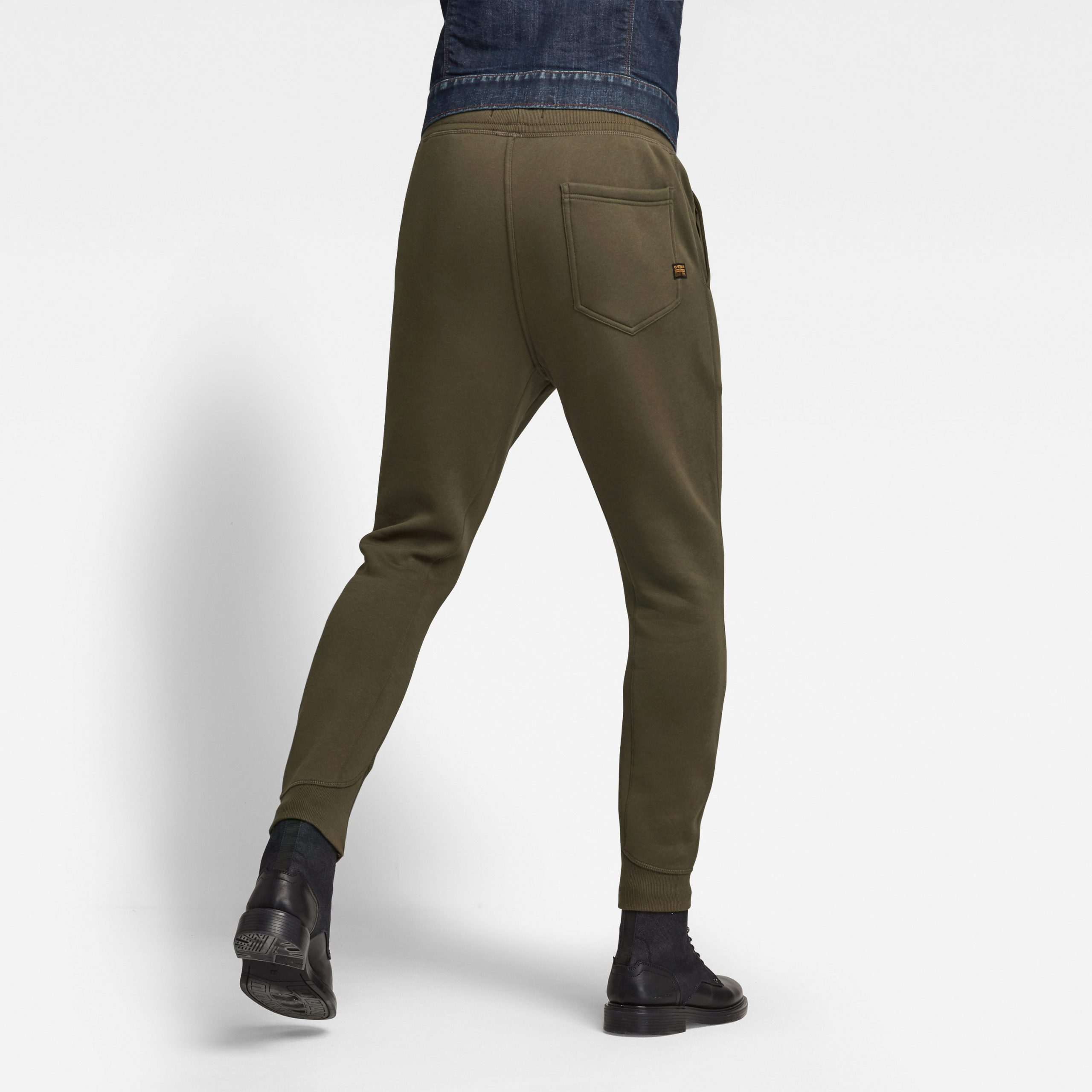 premium core 3d tapered sweatpants