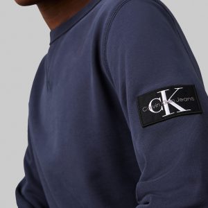 Badge Crew Neck